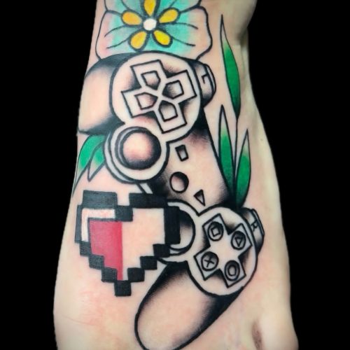 Neo-trad tattoo design.